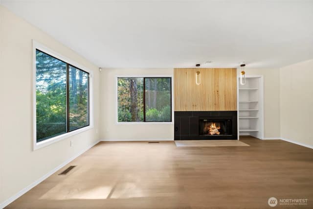 Property photo for 21911 4th Avenue Se, Bothell photo 4