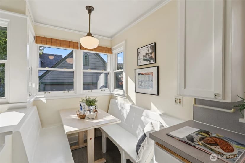 Property photo for 6847 18th Avenue Ne, Seattle photo 10
