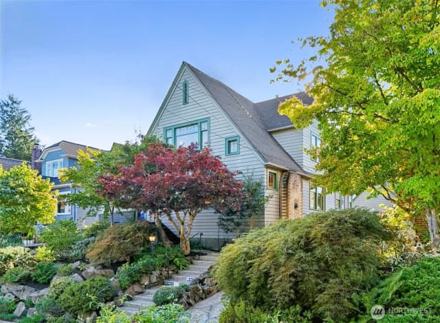 Property photo for 6847 18th Avenue Ne, Seattle