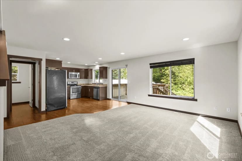 Property photo for 16001 Goldbar Boulevard, Gold Bar photo 7