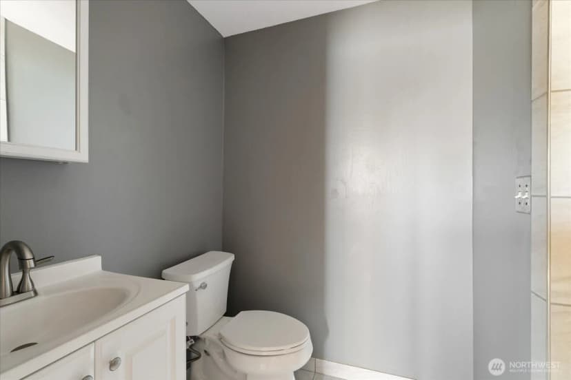 Property photo for 979 Nw Frigate, Oak Harbor photo 24