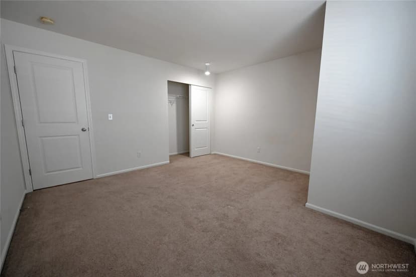 Property photo for 404 125th Street Se, Everett photo 31
