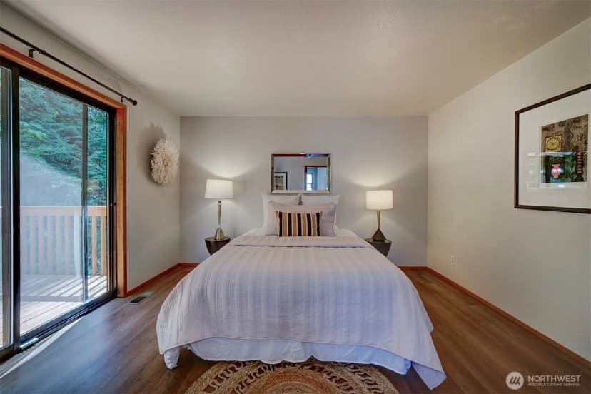Property photo for 9406 Saint Johns Place Ne, Bremerton photo 26