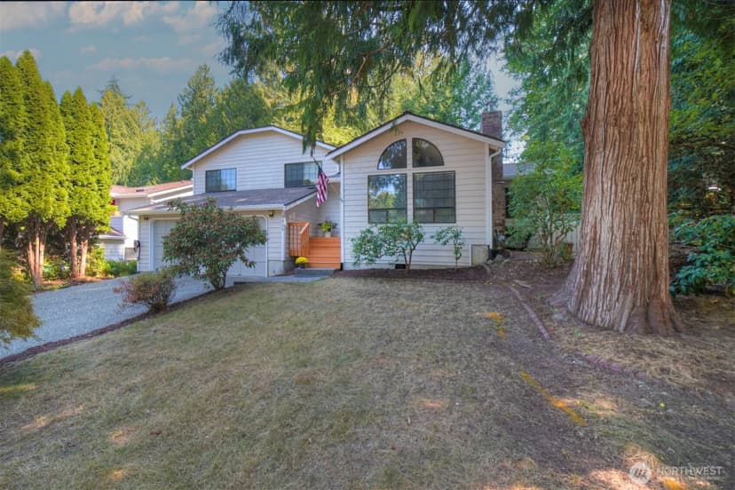 Property photo for 9406 Saint Johns Place Ne, Bremerton