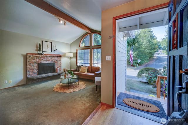 Property photo for 9406 Saint Johns Place Ne, Bremerton photo 5