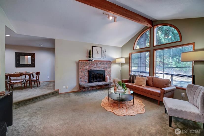 Property photo for 9406 Saint Johns Place Ne, Bremerton photo 6