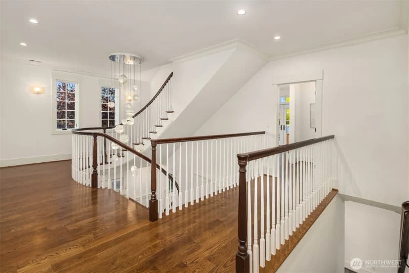 Property photo for 3202 Hunter Boulevard S, Seattle photo 15