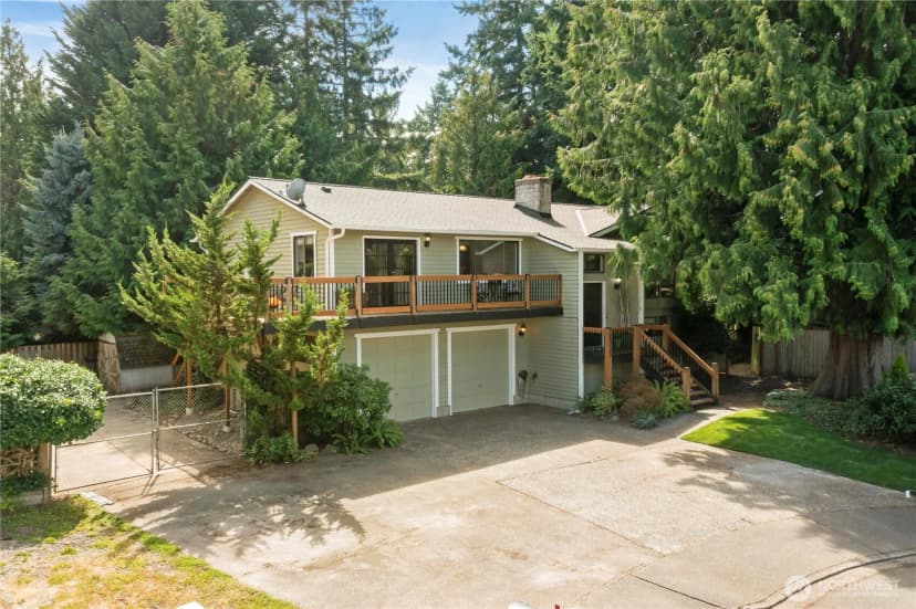 Property photo for 26925 Avon Court, Kent photo 2