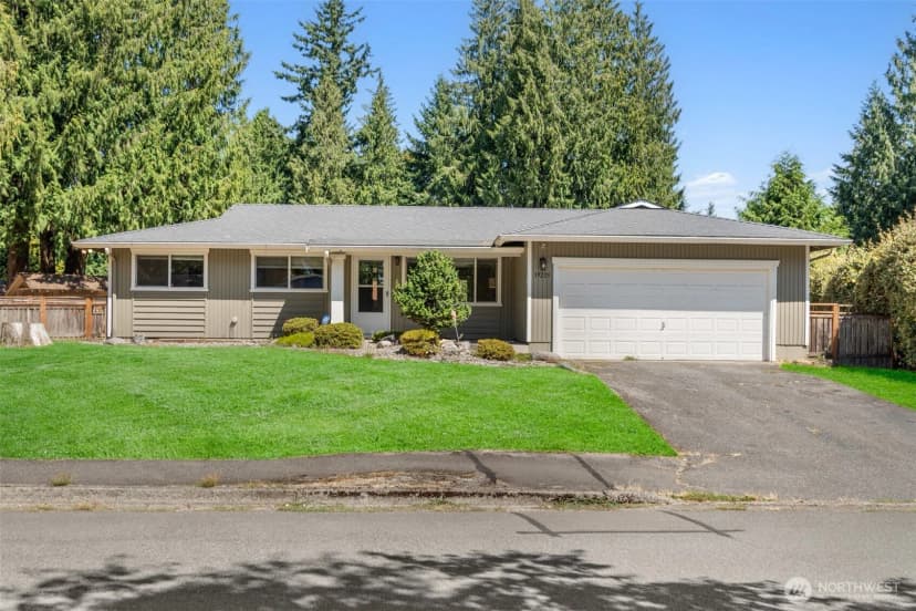 Property photo for 19229 3rd Dr Se, Bothell photo 18
