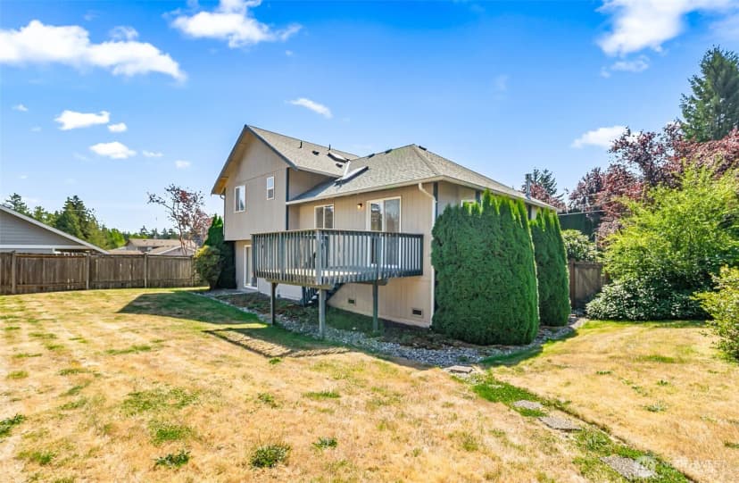 Property photo for 13003 16th Street Ne, Lake Stevens photo 27