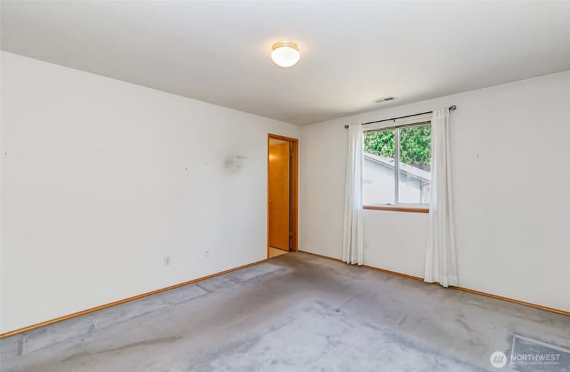 Property photo for 13003 16th Street Ne, Lake Stevens photo 15