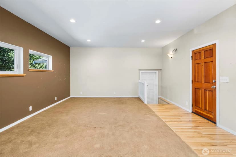 Property photo for 17551 12th Avenue Ne, Shoreline photo 7