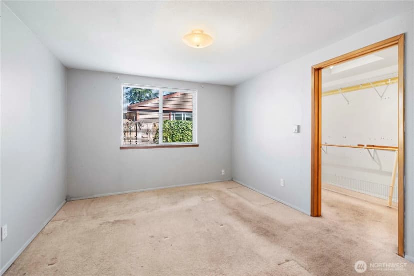 Property photo for 17551 12th Avenue Ne, Shoreline photo 9