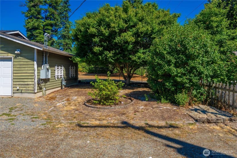 Property photo for 17551 12th Avenue Ne, Shoreline photo 29