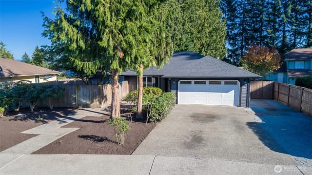 Property photo for 11716 28th Street Ne, Lake Stevens