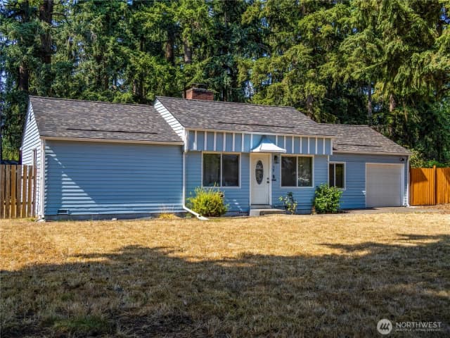 Property photo for 38 Beverly Drive Sw, Lakewood photo 3