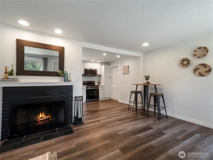 Property photo for 38 Beverly Drive Sw, Lakewood photo 10