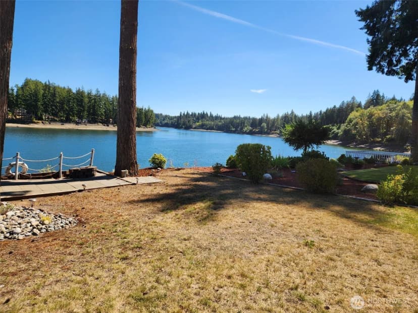 Property photo for 81 Se Skookum View Drive, Shelton photo 3