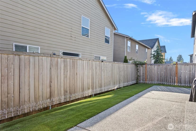 Property photo for 3806 Sw 133rd Place, Lynnwood photo 24