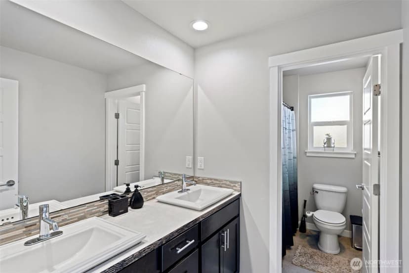 Property photo for 3806 Sw 133rd Place, Lynnwood photo 22