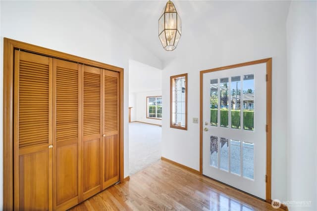 Property photo for 5103 103rd Street Sw, Mukilteo photo 4