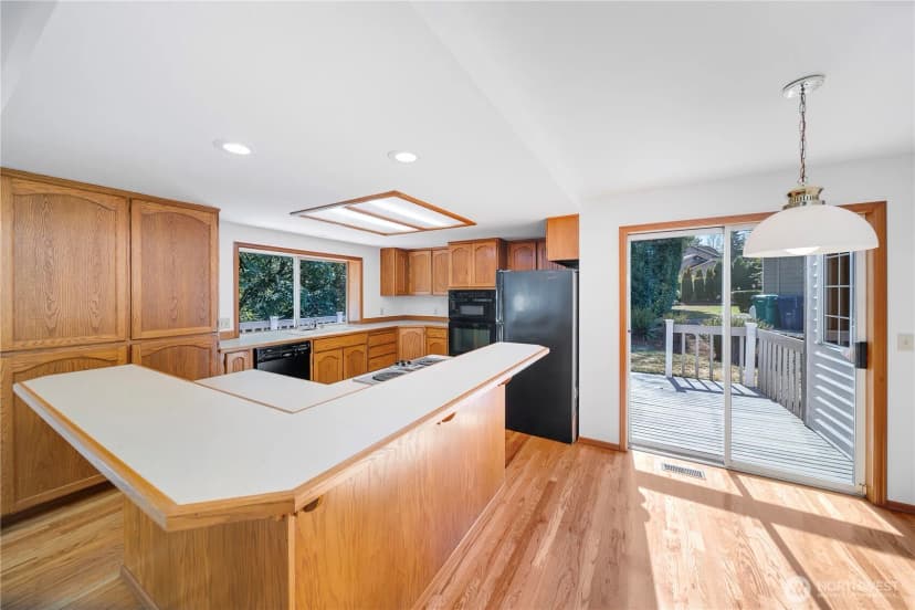 Property photo for 5103 103rd Street Sw, Mukilteo photo 11