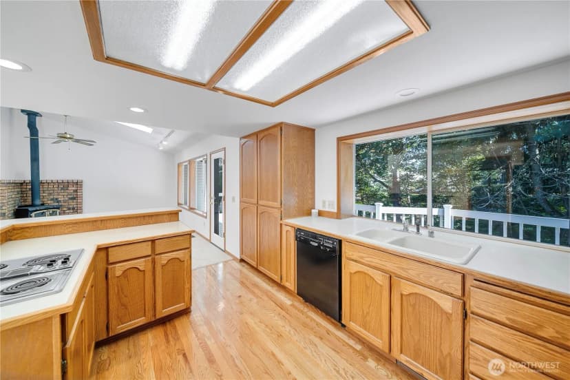 Property photo for 5103 103rd Street Sw, Mukilteo photo 10