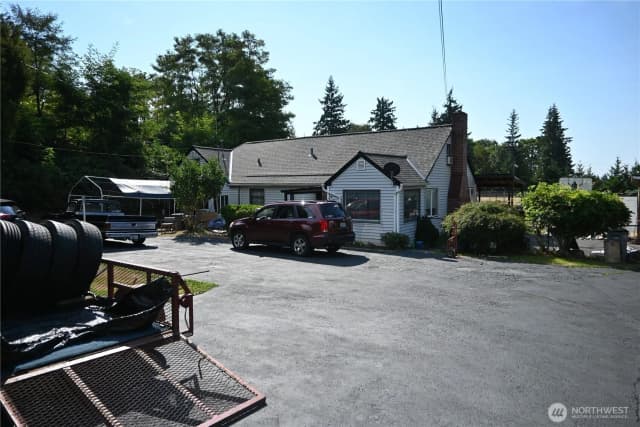 Property photo for 937 Pearl Street, Bremerton