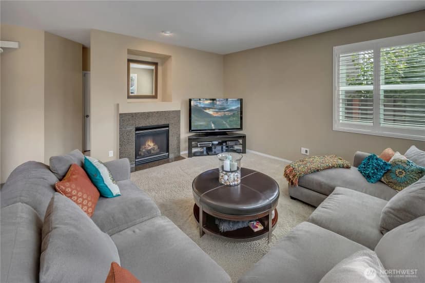 Property photo for 6633 Elizabeth Loop Se, Auburn photo 14