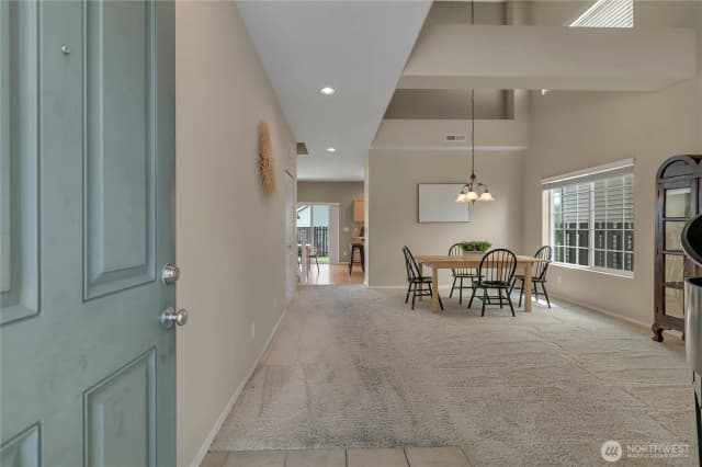 Property photo for 6633 Elizabeth Loop Se, Auburn photo 2