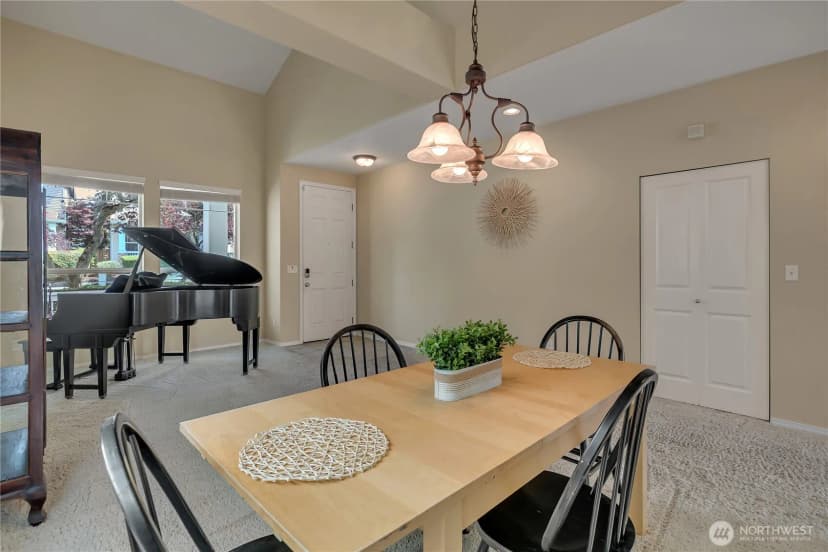 Property photo for 6633 Elizabeth Loop Se, Auburn photo 6
