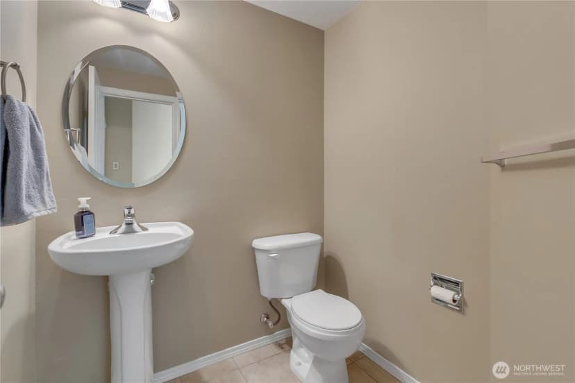 Property photo for 6633 Elizabeth Loop Se, Auburn photo 16