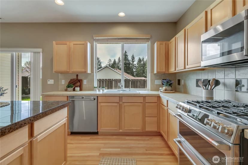 Property photo for 6633 Elizabeth Loop Se, Auburn photo 12