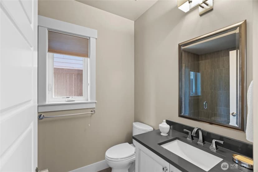 Property photo for 116 12th Avenue, Kirkland photo 28