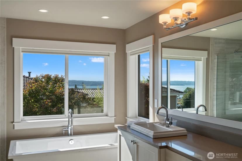 Property photo for 116 12th Avenue, Kirkland photo 27