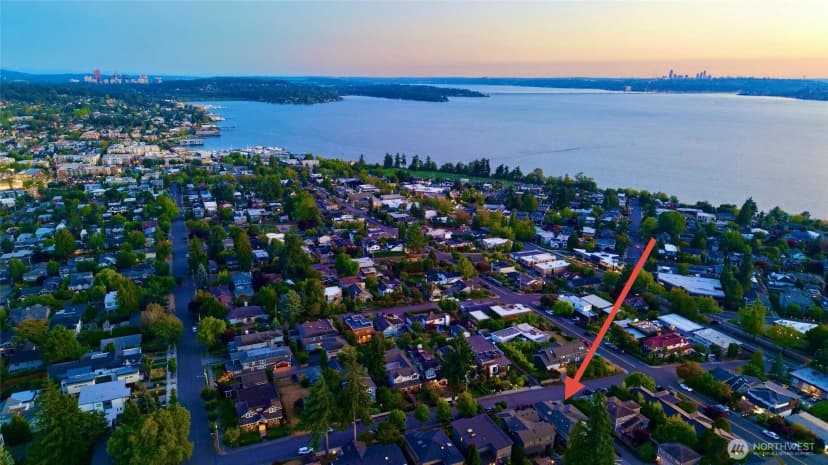 Property photo for 116 12th Avenue, Kirkland photo 4