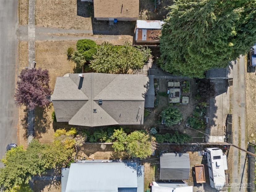 Property photo for 1108 Centralia College Boulevard, Centralia photo 40