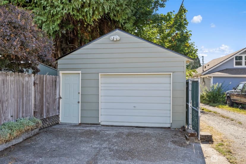 Property photo for 1108 Centralia College Boulevard, Centralia photo 37