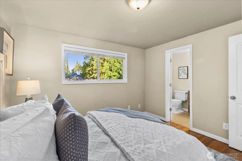 Property photo for 8229 188th Street Sw, Edmonds photo 13