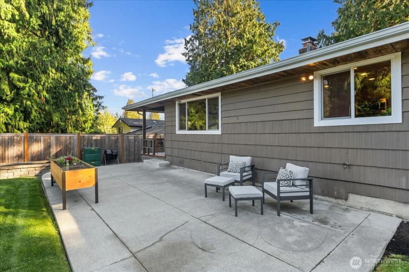Property photo for 8229 188th Street Sw, Edmonds photo 24