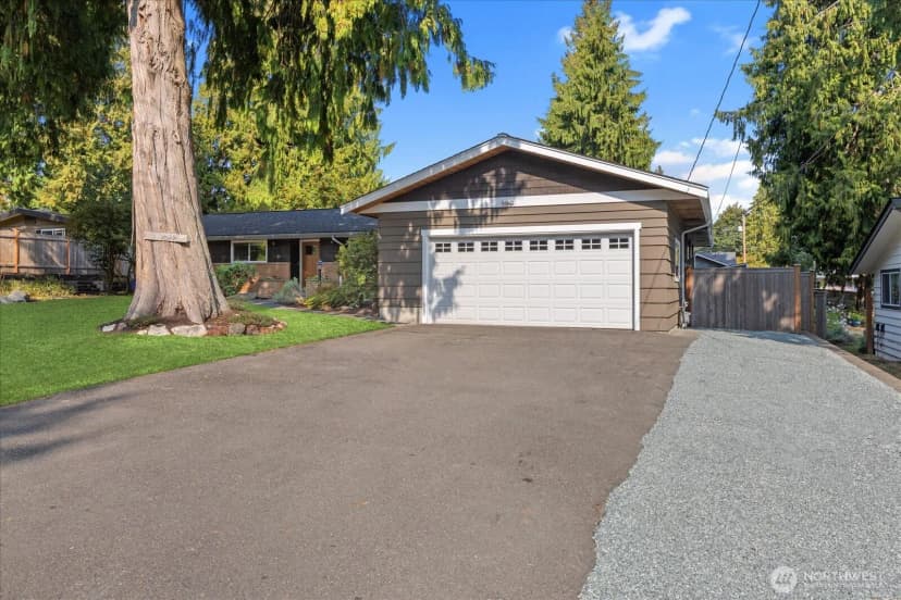 Property photo for 8229 188th Street Sw, Edmonds photo 3