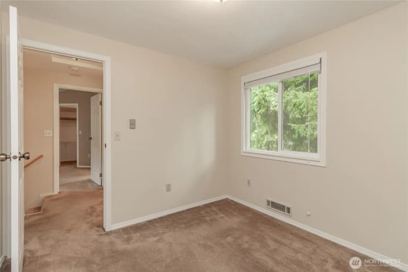 Property photo for 19413 135th Avenue Se, Renton photo 28