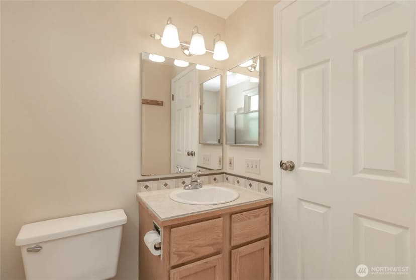 Property photo for 19413 135th Avenue Se, Renton photo 27