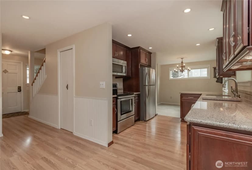 Property photo for 19413 135th Avenue Se, Renton photo 12