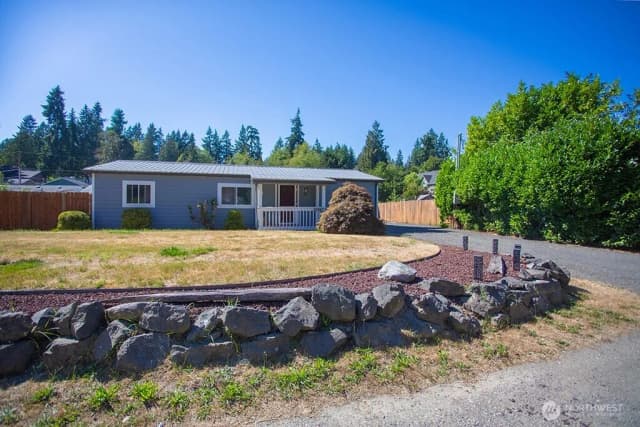 Property photo for 12867 Beech Avenue Nw, Poulsbo