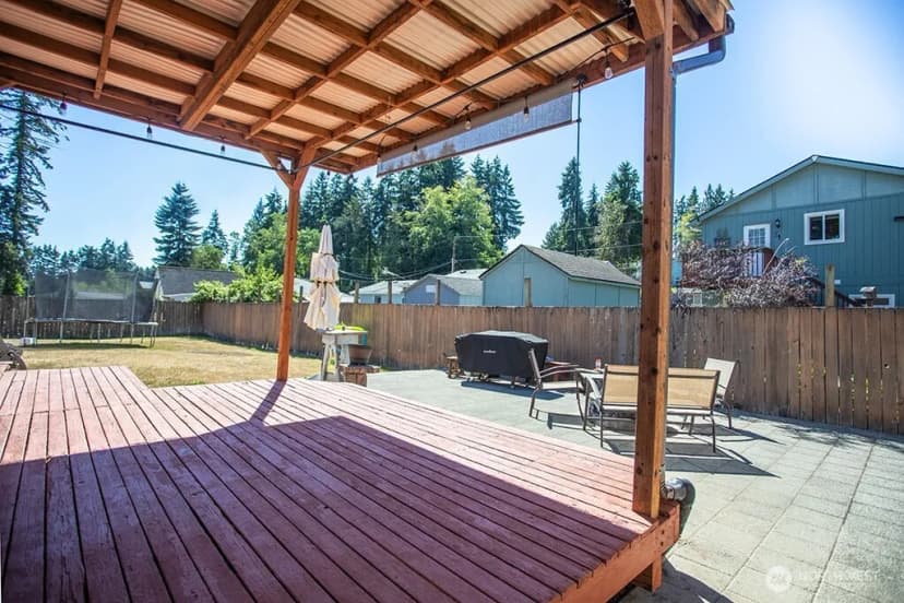 Property photo for 12867 Beech Avenue Nw, Poulsbo photo 4