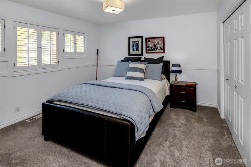 Property photo for 4621 230th Terrace Se, Sammamish photo 23