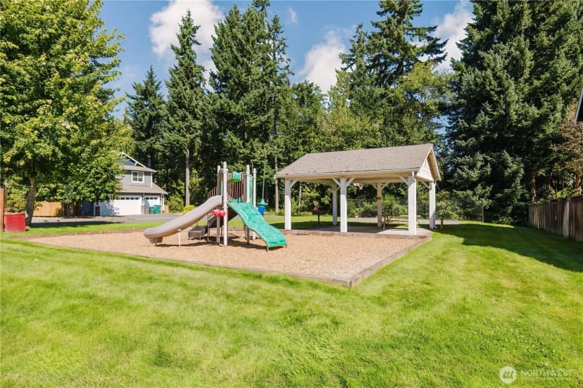 Property photo for 3004 Ne Yale Way, Bremerton photo 33