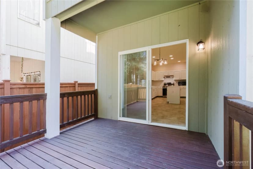 Property photo for 3004 Ne Yale Way, Bremerton photo 27