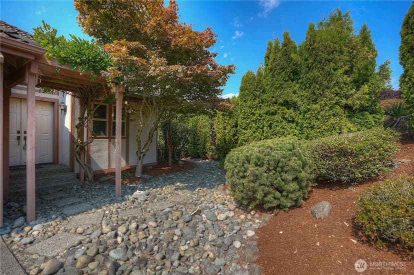 Property photo for 1833 56th Street Ne, Tacoma photo 4
